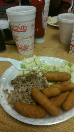 Smithfield's Chicken 'N Bar-B-Q