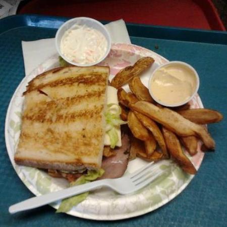 Muzzie's Ice Cream & Sandwich