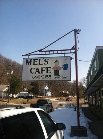 Mel's Cafe