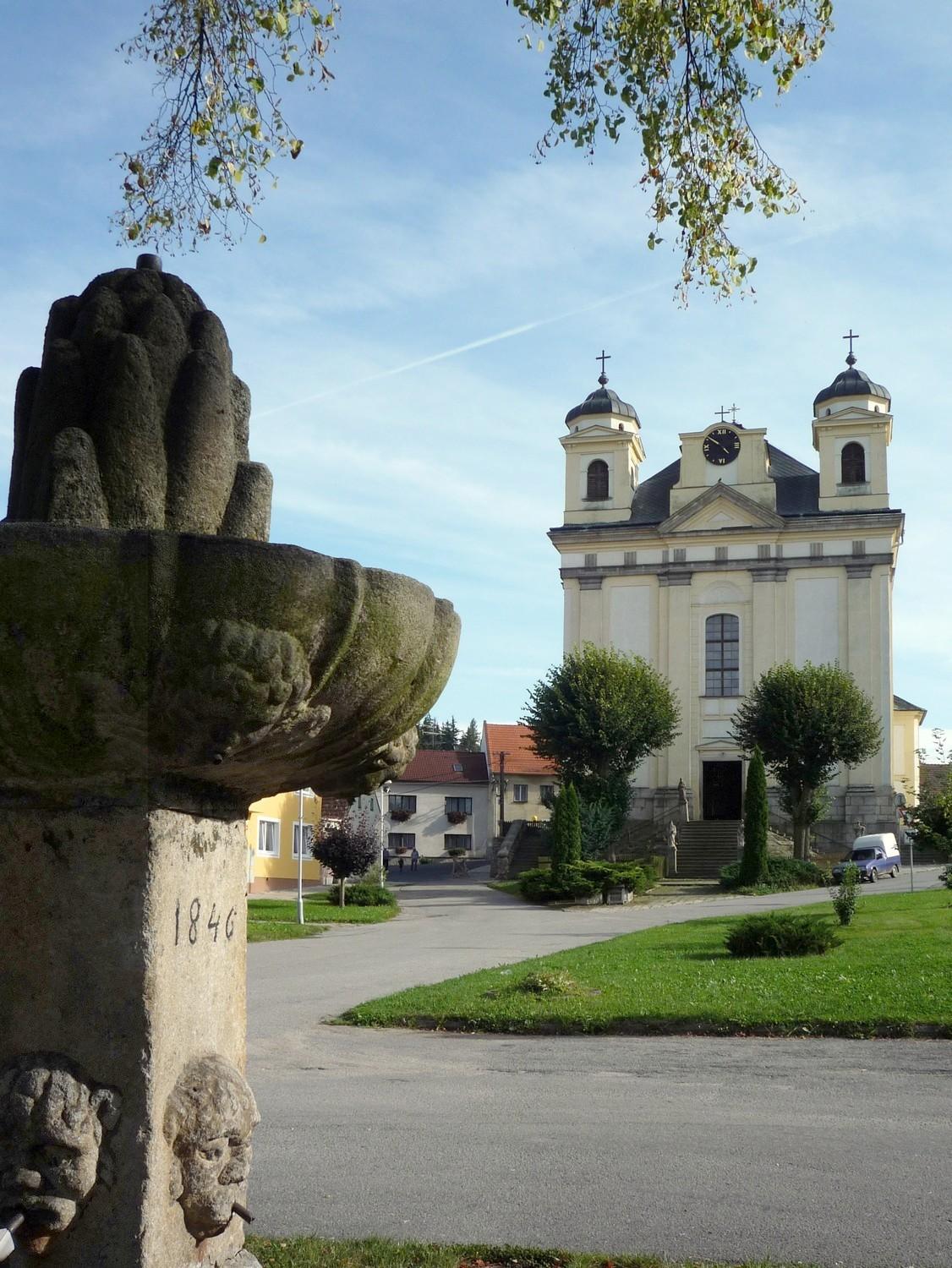 Kostel svatého Petra a Pavla