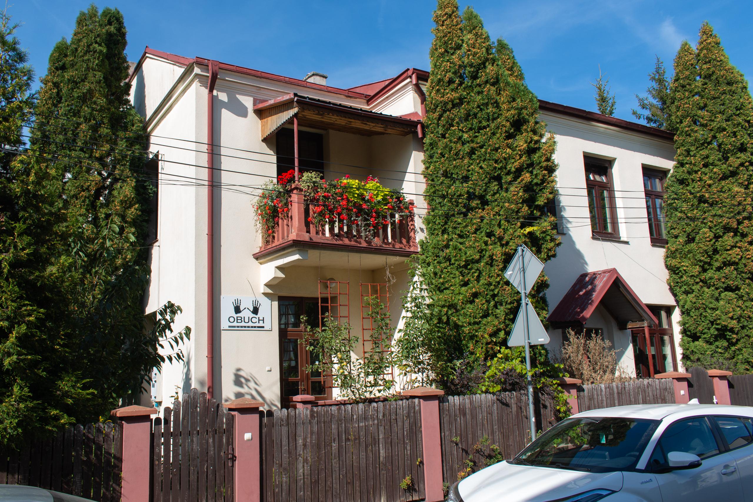 Stołeczna 4