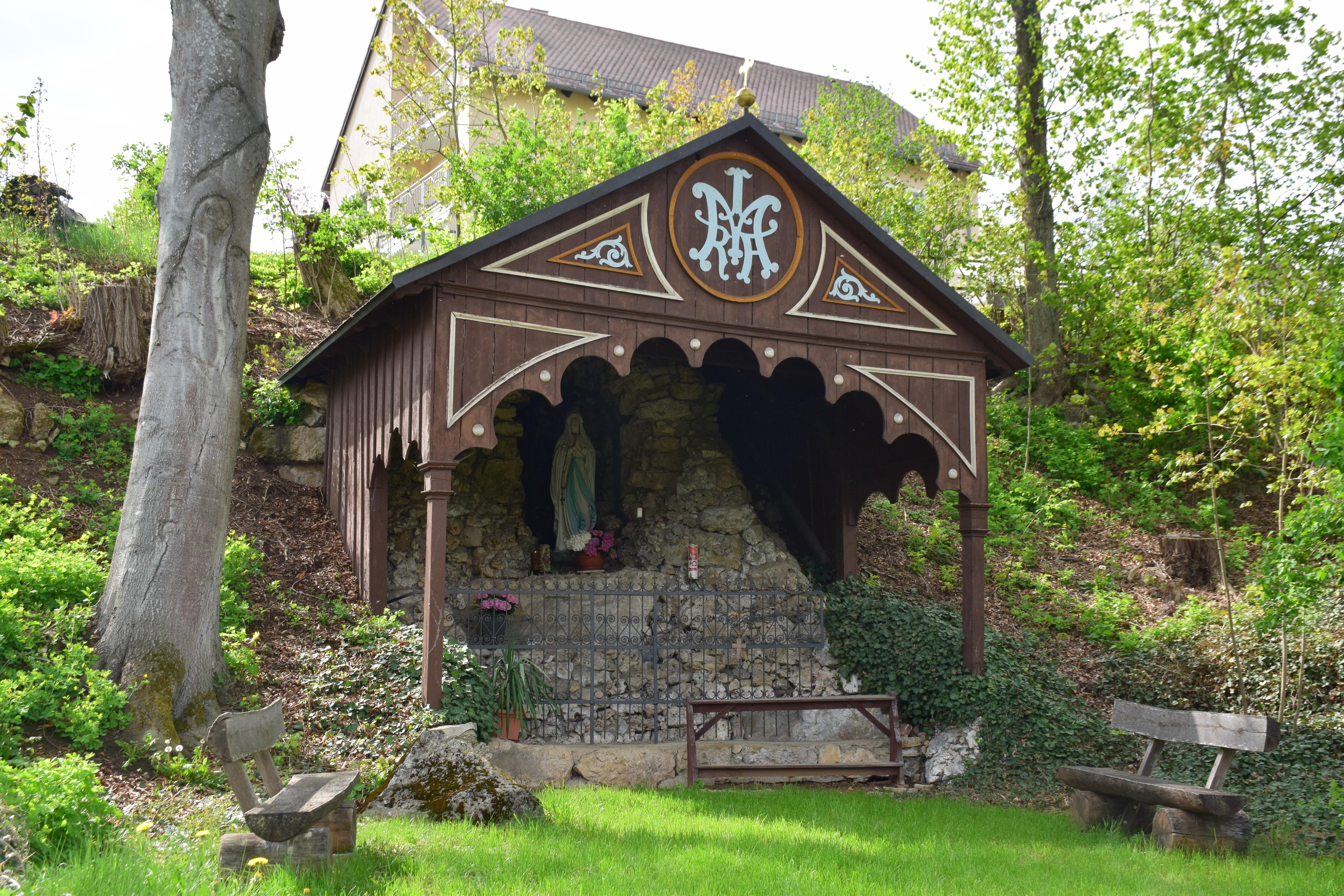 Lourdes Grotte