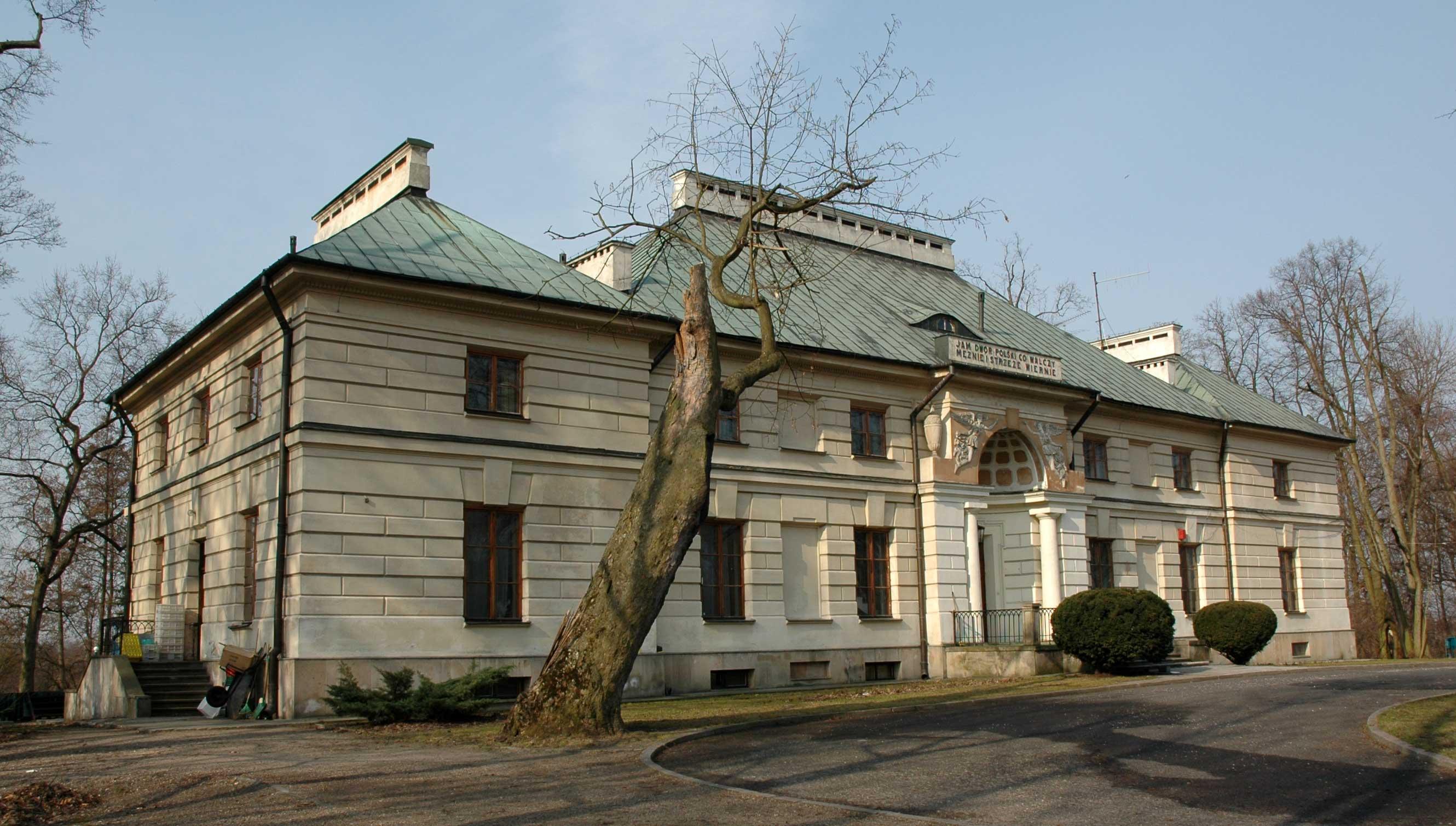 Dwór Polski