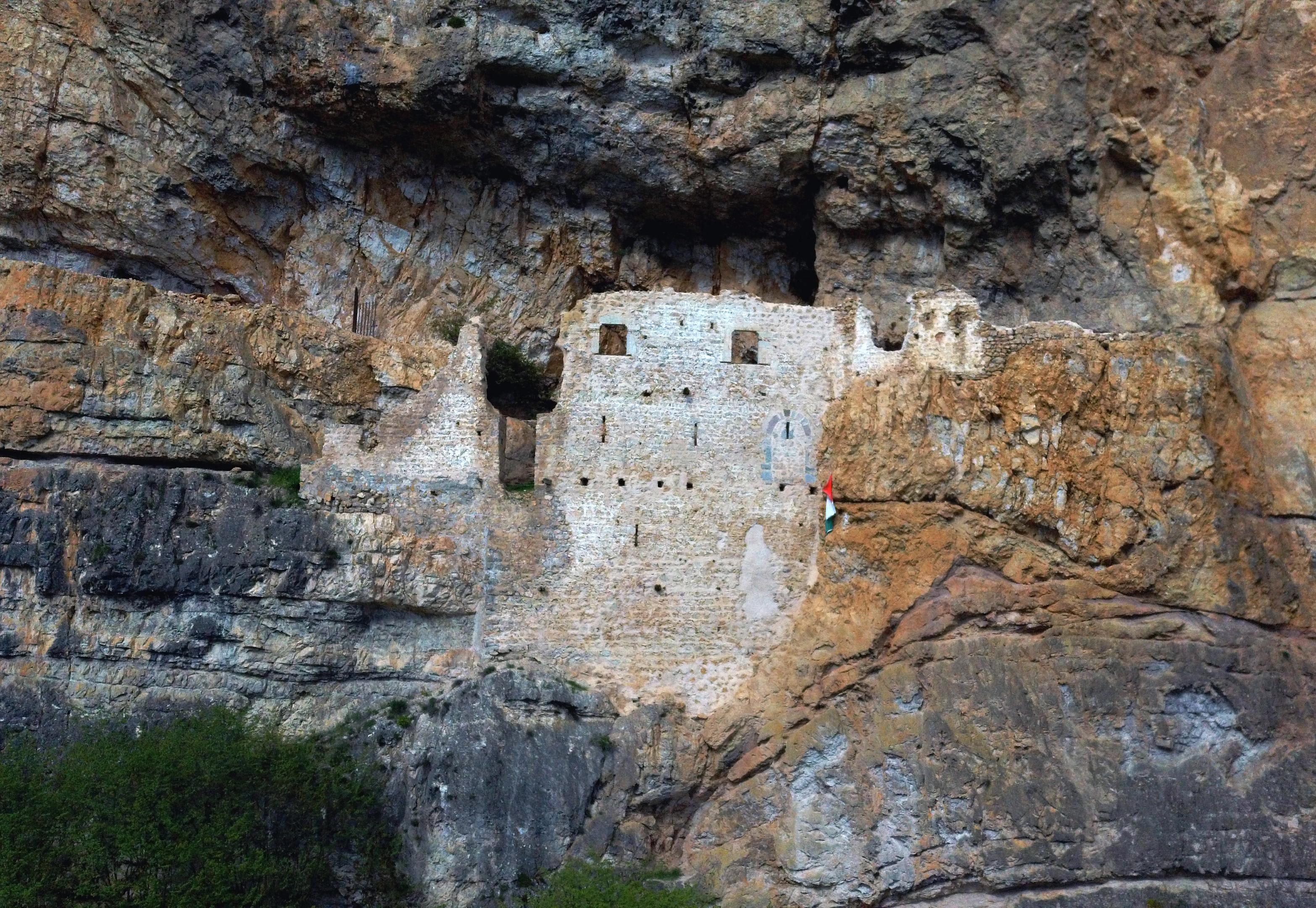 Castel Corona