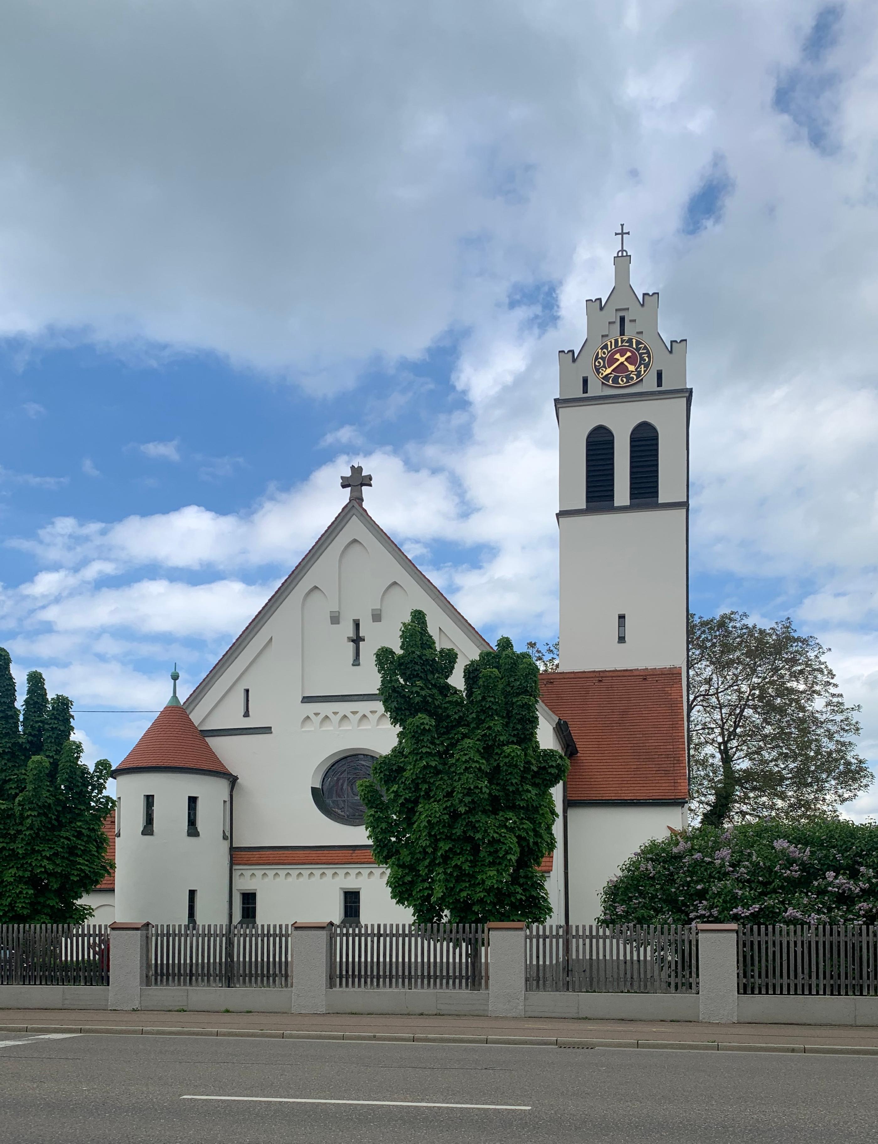 Evangelisch-lutherische Pfarrkirche