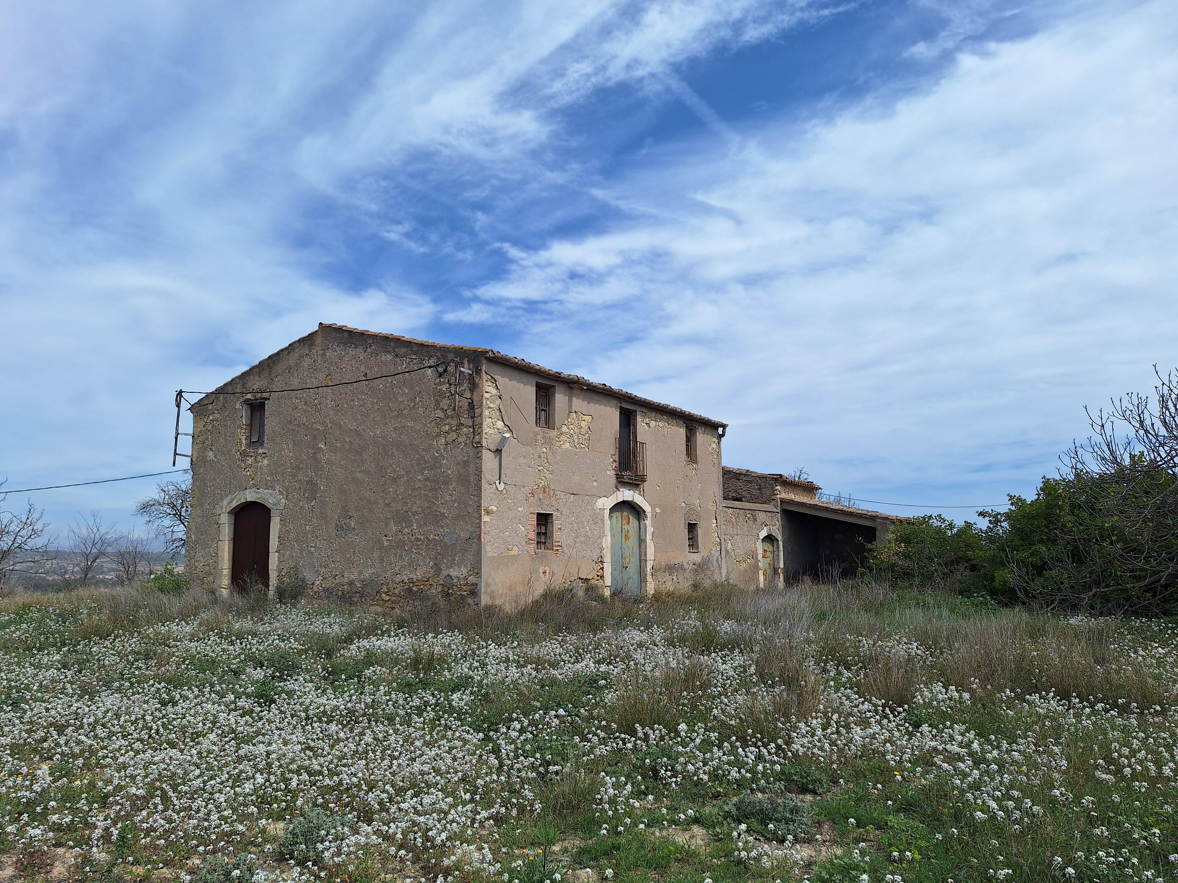 Casa Vermella