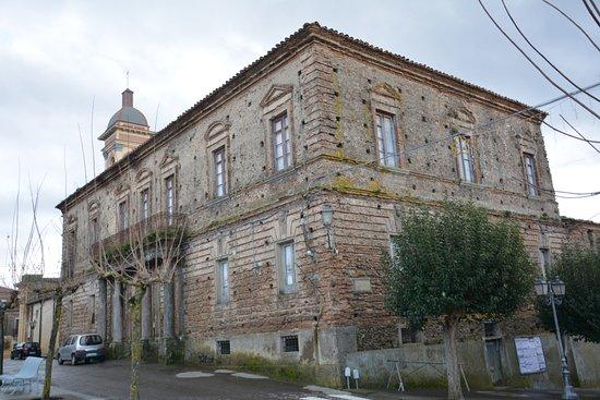 Palazzo Serrao