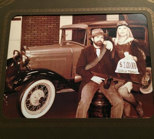 Old Tyme Portraits By Treadway