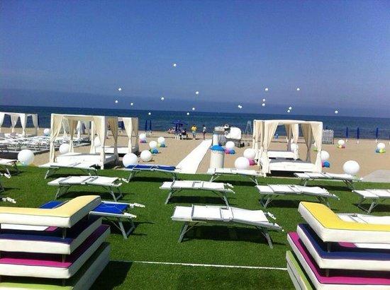 Breeze - Total Summer Club