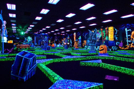 Monster Mini Golf