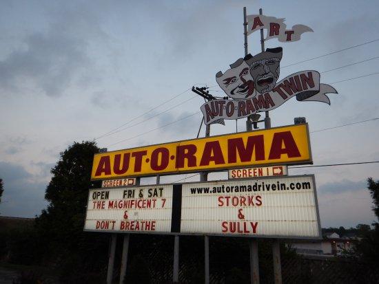 Aut-O-Rama Twin Drive In Theatre