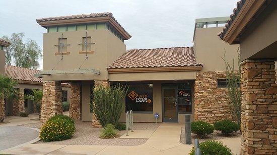 Dare To Escape AZ