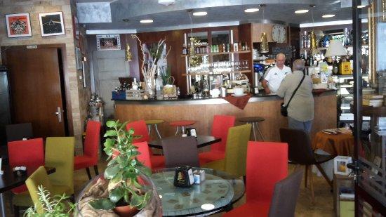 Galleria Cafe
