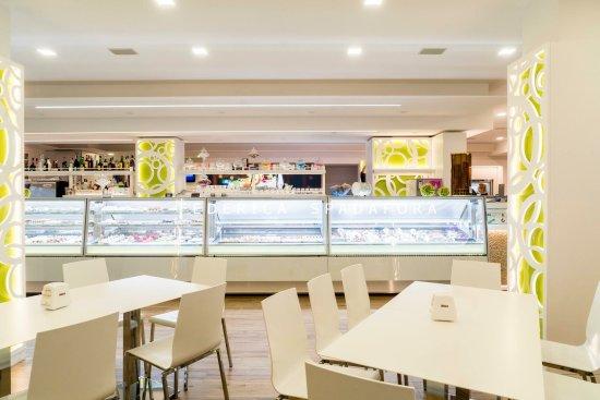 Bar Gelateria Lo Scoglio