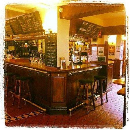The Fox and Crown