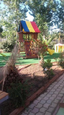 Mini Golf du lion et les Mondes Perdus