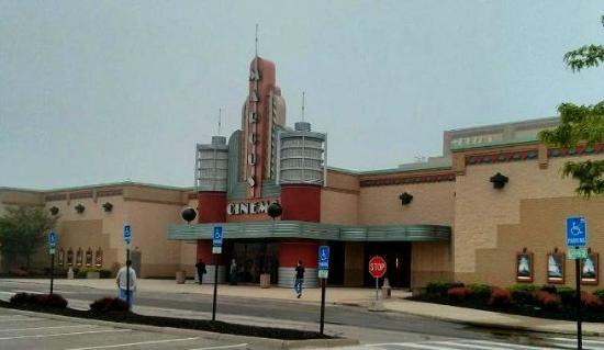 Marcus Crosswoods Cinema