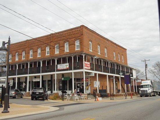 Dooley's Grill and Tavern