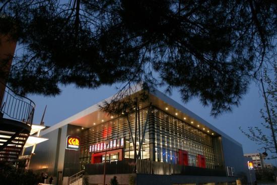 Cinema Mega CGR
