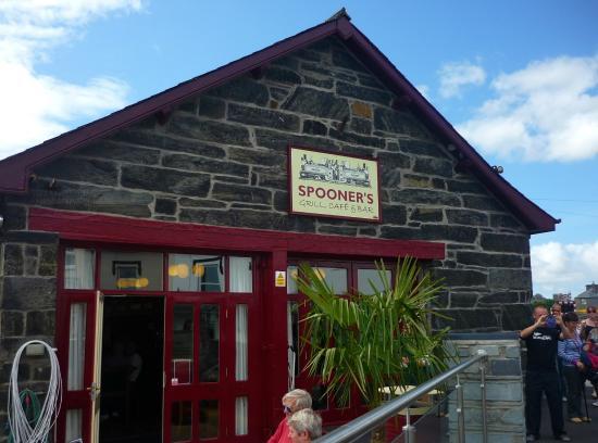 Spooner's Bar