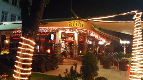 Alibi Cocktail and Coffee Bar
