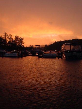 Captain Marney's Boat Rental