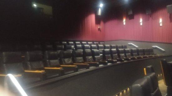 Regal Cinemas Evergreen Parkway Stadium 13
