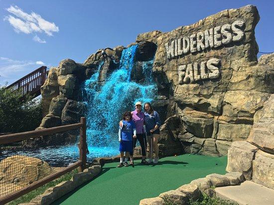 Wilderness Falls Mini Golf