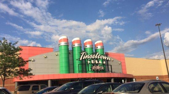 Cinemark Tinseltown USA