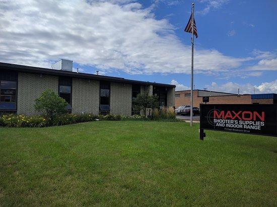 Maxon Shooter's Supplies and Indoor Range