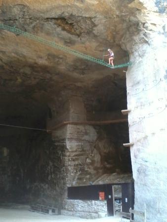La Grotte de Champ Retard