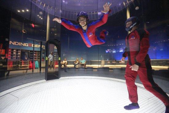 iFLY Indoor Skydiving - Kansas City