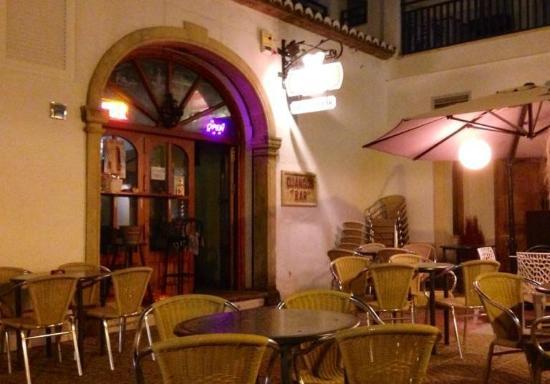Django's Bar
