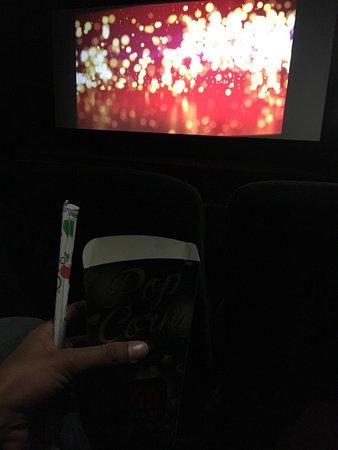 Cinema Mega CGR