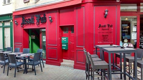 Ascott Pub