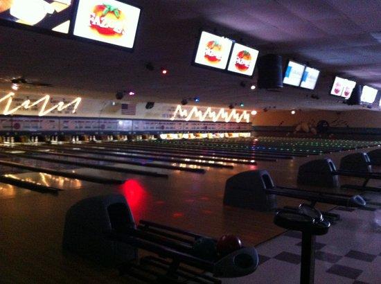 B&B Lanes Fayetteville