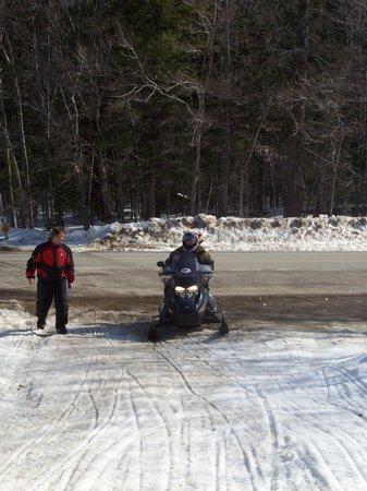 A Better Life Snowmobile Tours & Rentals