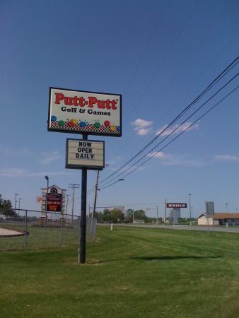 Putt Putt Golf and Games