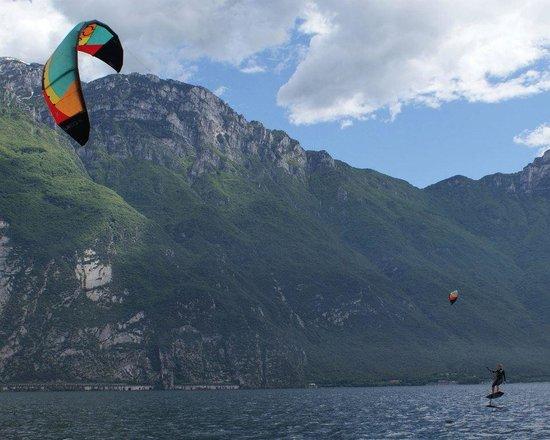Kitesurf School Capo Reamol