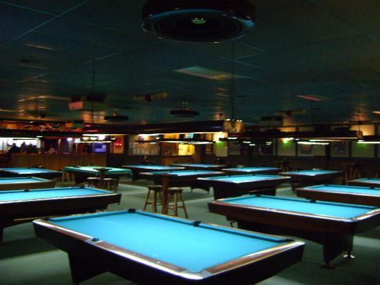 Cue Time Billiards Darts & Cocktails