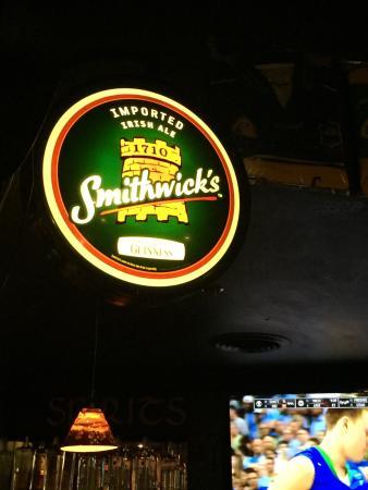 The Harp Irish Pub