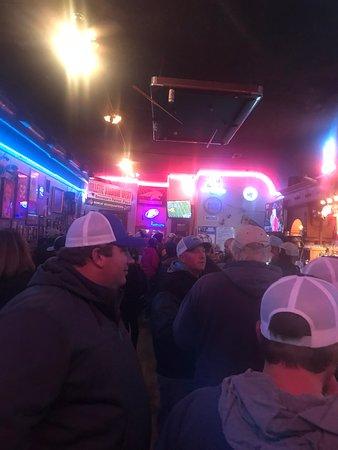 Rocking R Bar
