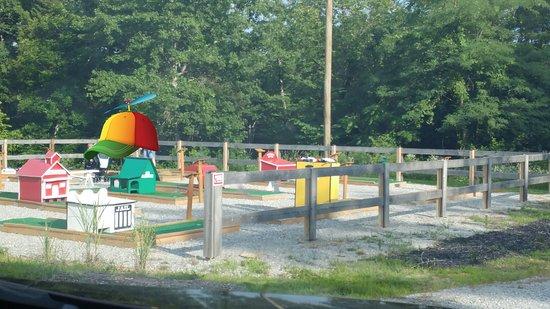 Family Fun Park - Zip Putt Play