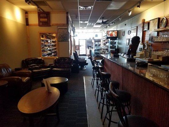 Livonia Cigar Bar