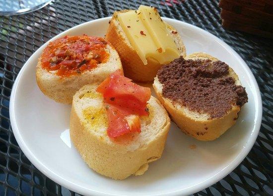 Casablanca Cafe'