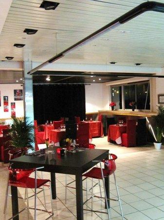 Le Road Caffe