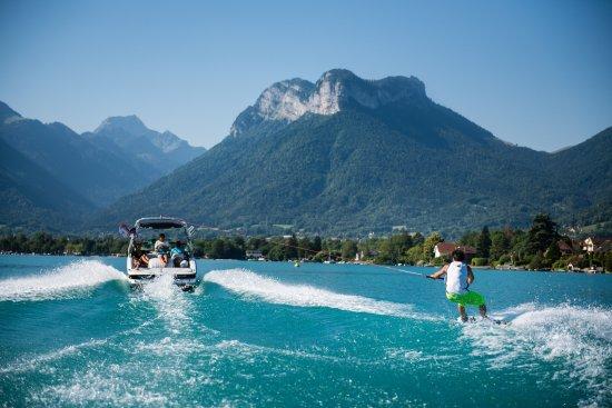 Ski & Wake 74