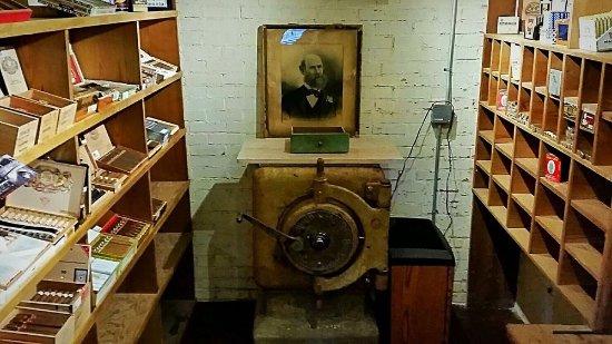 The Cigar Vault