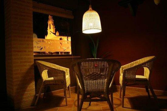 Chill Out - Cafe Pub y Sala de Actuaciones