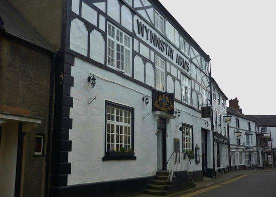 Wynnstay Arms